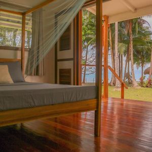 Bungalow Beach Front